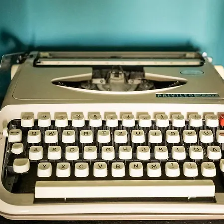 Muse On Victoriei 公寓 *