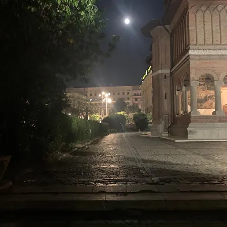 Muse On Victoriei 公寓 *